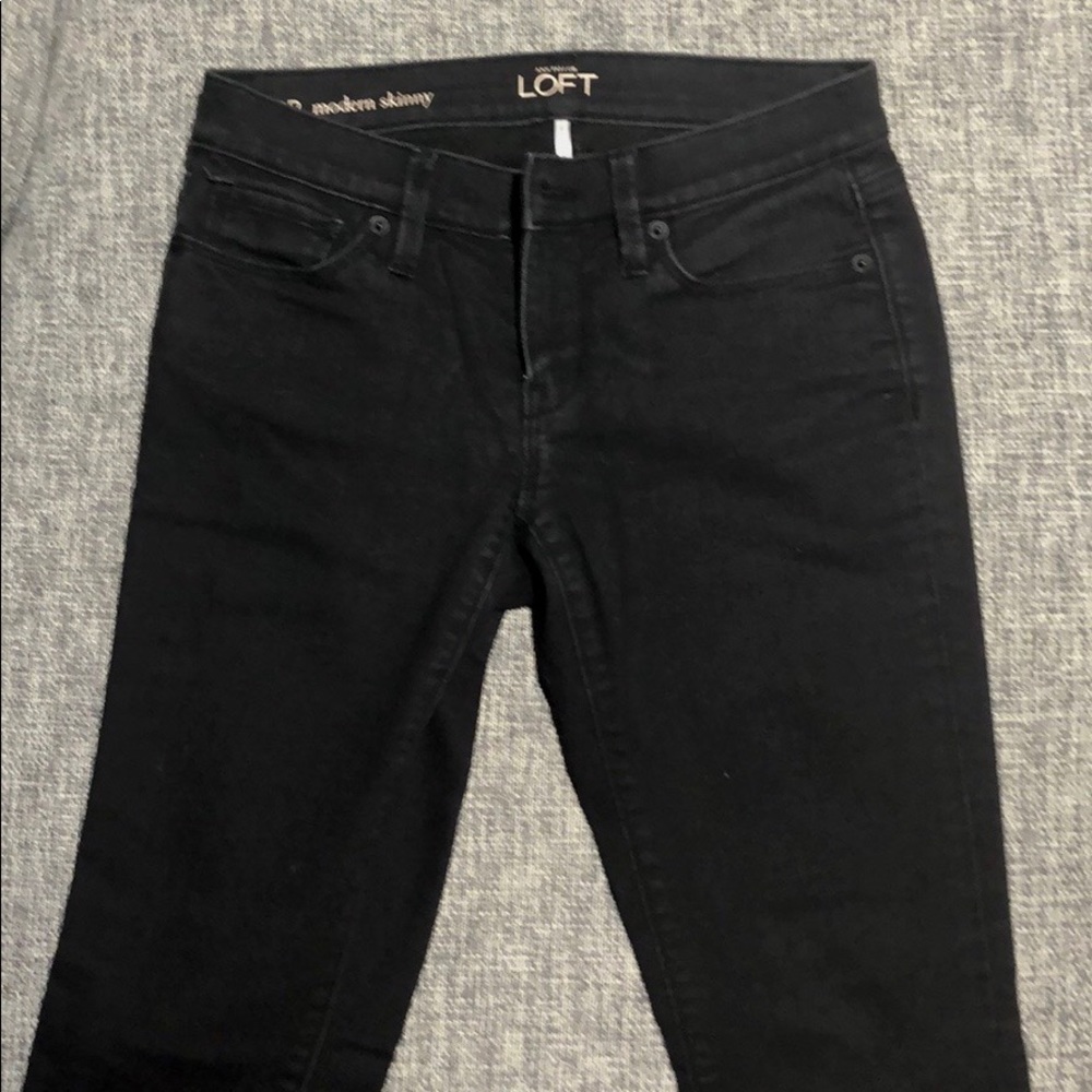 LOFT Modern Skinny Black jeans - size 26/2P
